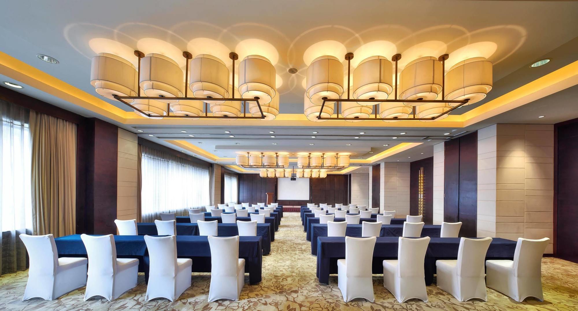 Sheraton Hohhot Hotel Exterior photo